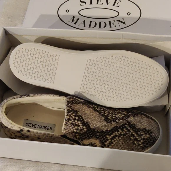 NEW Steve Madden Loafers Gills-C Snake Size 8 - Picture 4 of 6